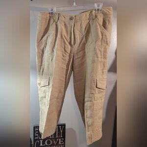 Larry Levine Tan Capris Relaxed Fit